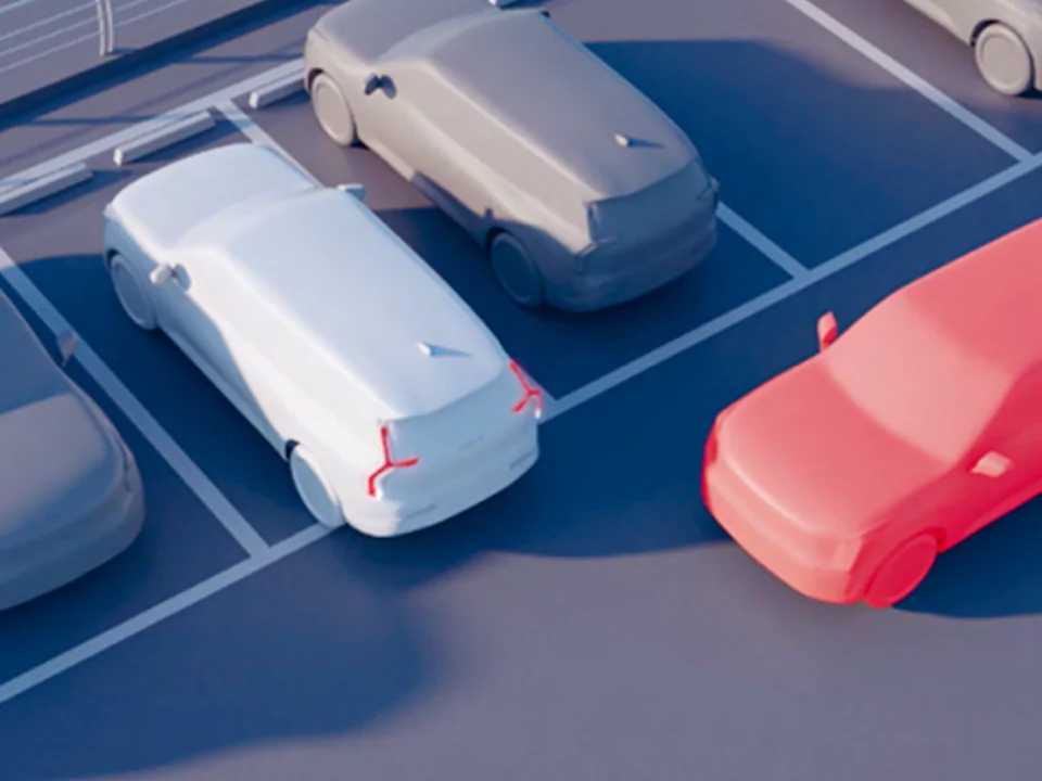 Rear Cross-Traffic Collision-Avoidance Assist (RCCA)