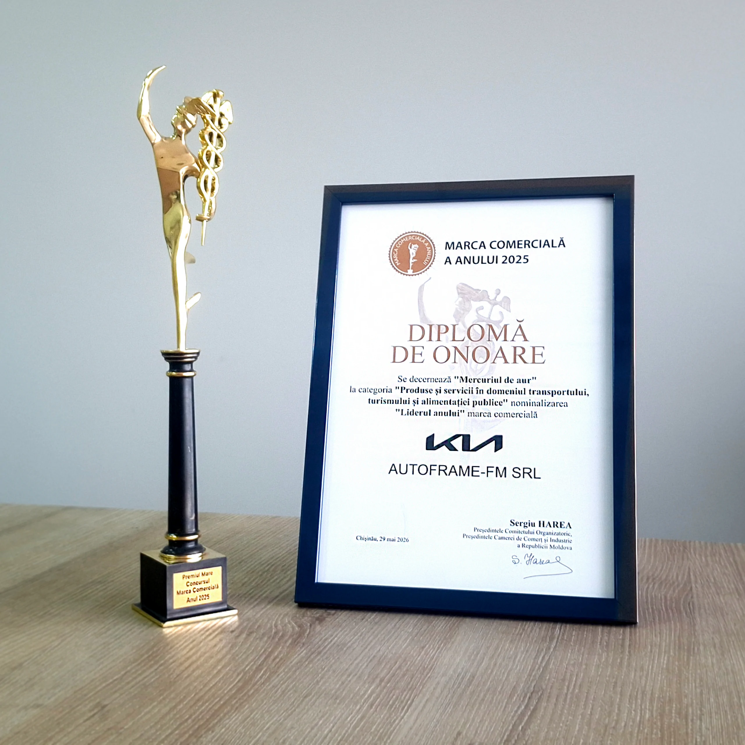 KIA Moldova câștigă pentru al doilea an consecutiv Marele Premiu „Mercuriul de Aur” la categoria „Liderul Anului 2025”